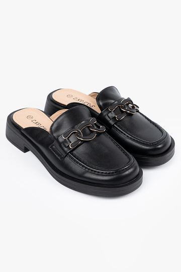 Czarne klapki z ekoskóry na... 2