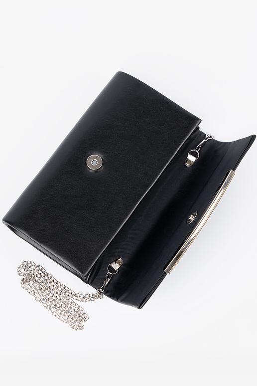 black clutch bag Inith chain