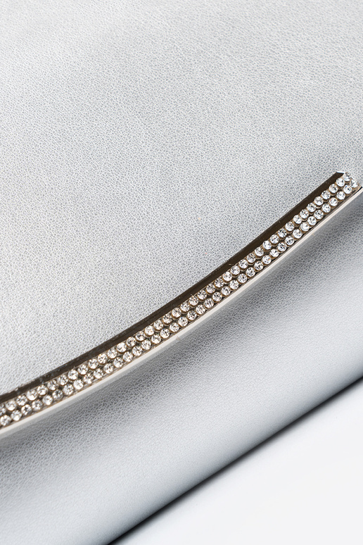 silver color clutch bag Inith chain