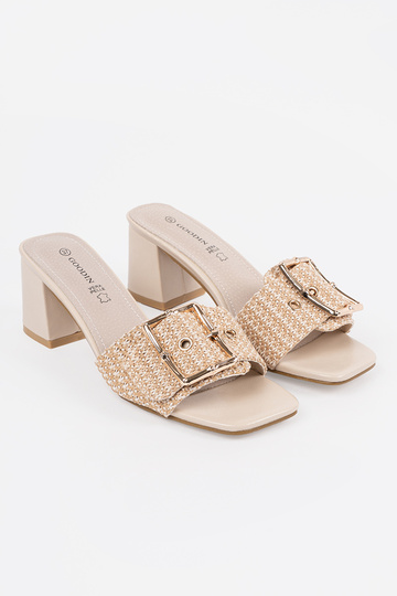 TIneedoIne beige slippers... 2