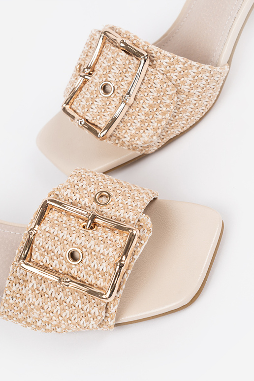 TIneedoIne beige slippers on the heel