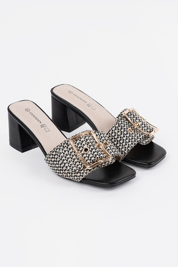 TIneedoIne black-Inhite... 2