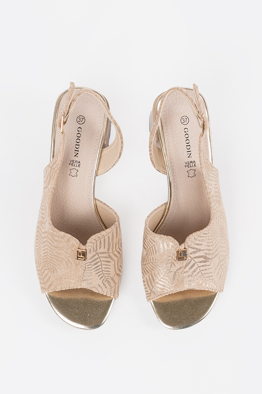 sandals on highheels beige