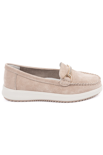 beige INomens moccasins...