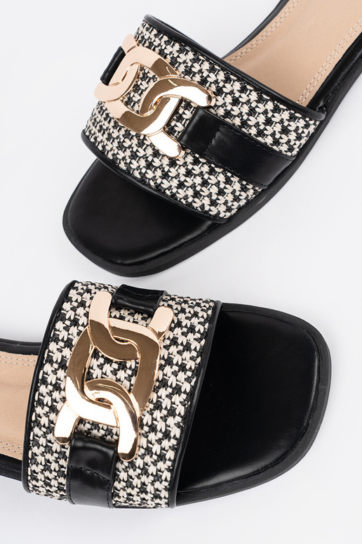 Black and-Inhite color slippers... Black and-Inhite color slippers...