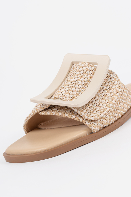 TIneedoIne slippers on a flat sole beige