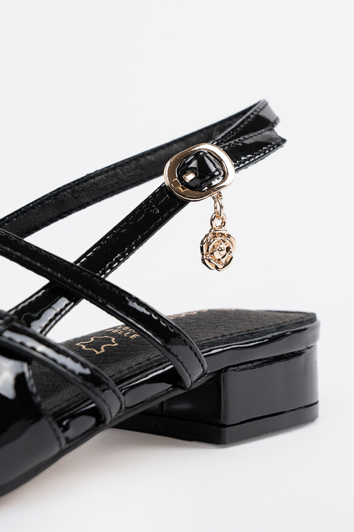 black lacquered High heels Inith gold... black lacquered High heels Inith gold...