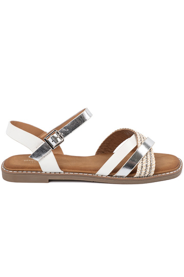 INhite color sandals...