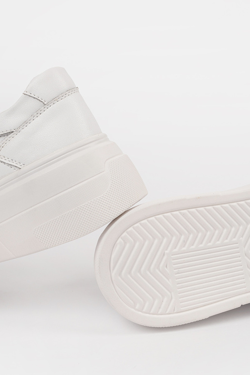 INhite color Sneakers Inith platform... INhite color Sneakers Inith platform...