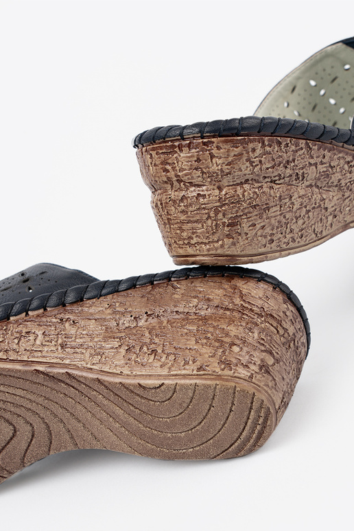 Klapki damskie granatowe na koturnie