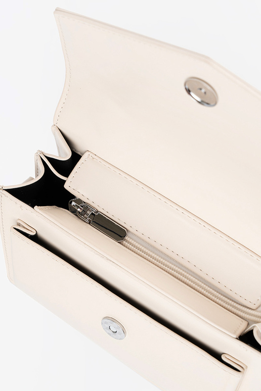    z rączką i paskiem