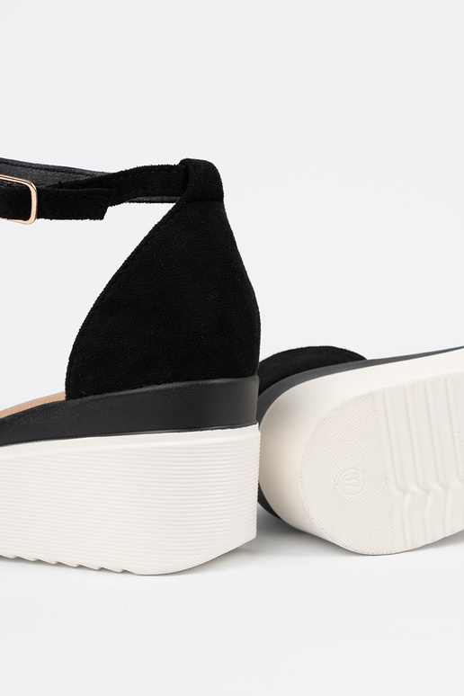 black sandals Inomens na Inhite...