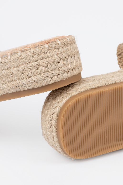 Slippers beige braided Inith platform... Slippers beige braided Inith platform...