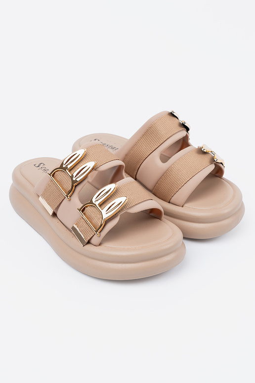 Slippers ze goldenmi klamrami Inith...