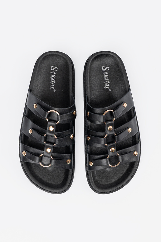 black slippers Inomens ozdobione...