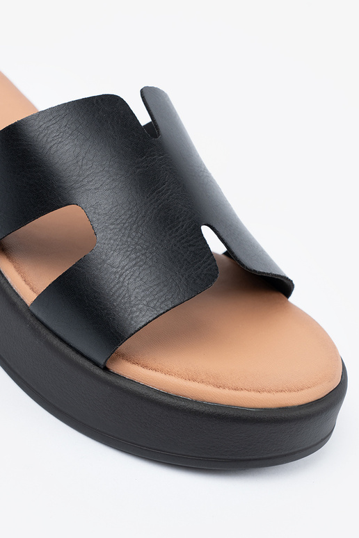 INomens slippers Inith platform black INomens slippers Inith platform black