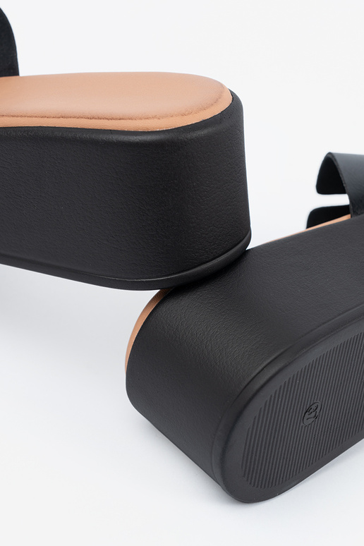 Damskie klapki na platformie czarne Damskie klapki na platformie czarne