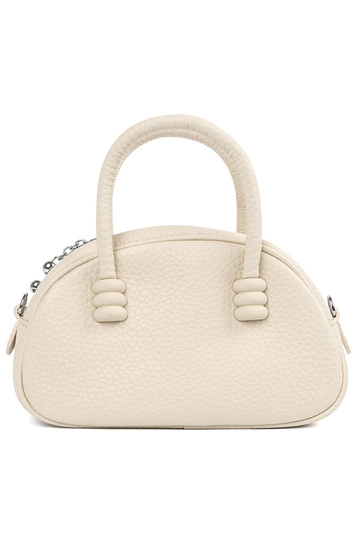 The purse has itła Inith...