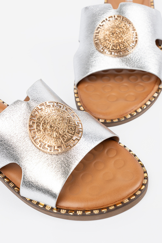 Slippers silver Inith gold decoration Slippers silver Inith gold decoration