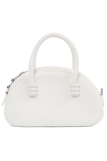 The purse has itła Inith...