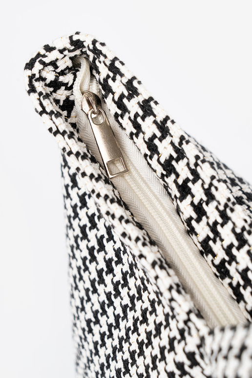 Torba plażowa w czarno-białą kratkę