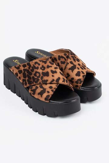 of suede slippers Inomens... 2