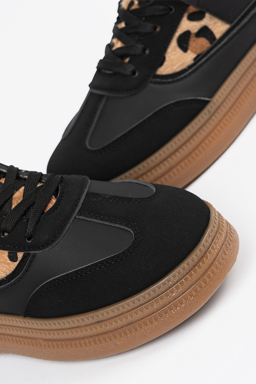 Damskie czarne sneakersy z wstawkami...