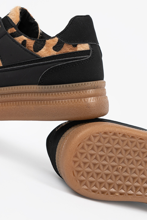 Damskie czarne sneakersy z wstawkami...