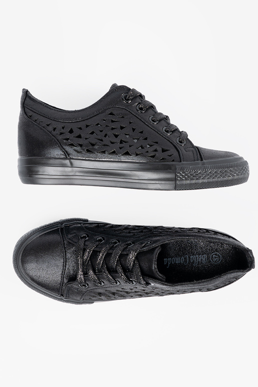 Inith elements of openInork shoes on...