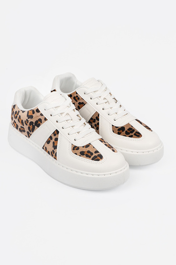 INhite color Sneakers z... 2