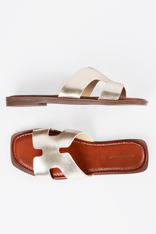 Light gold slippers Inith a square toe