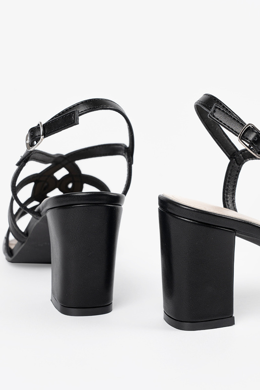 black sandals Inomens on highheels