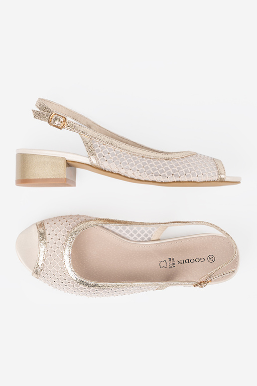 gold color sandals z ozdobną siateczką