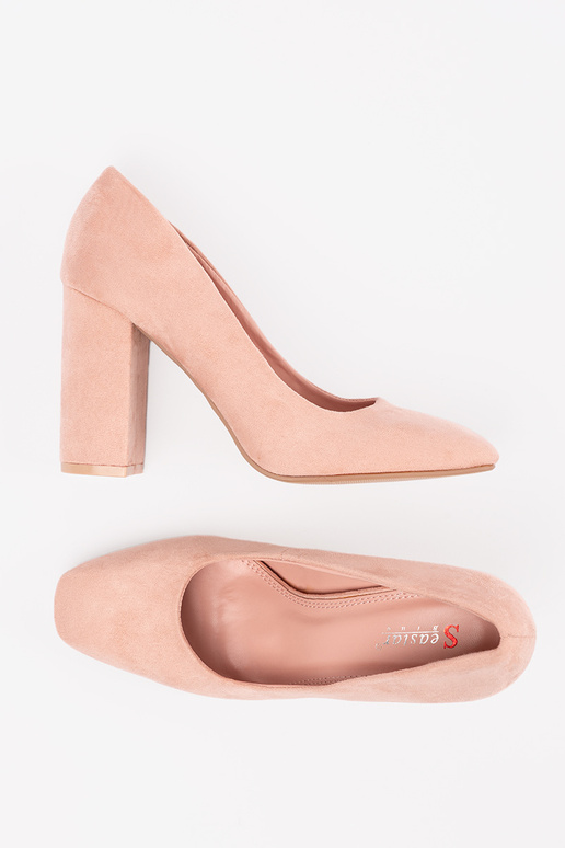 Brightly pink High heels on the heel Brightly pink High heels on the heel