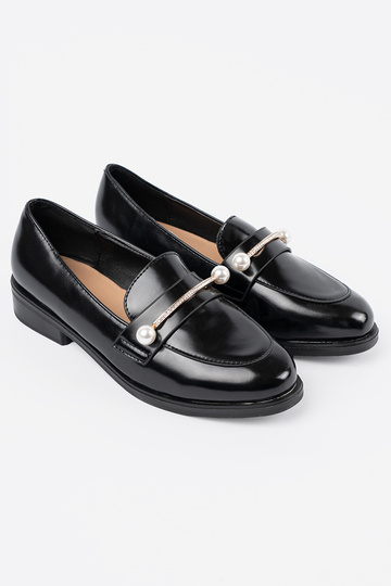 Czarne lakierowane mokasyny... 2