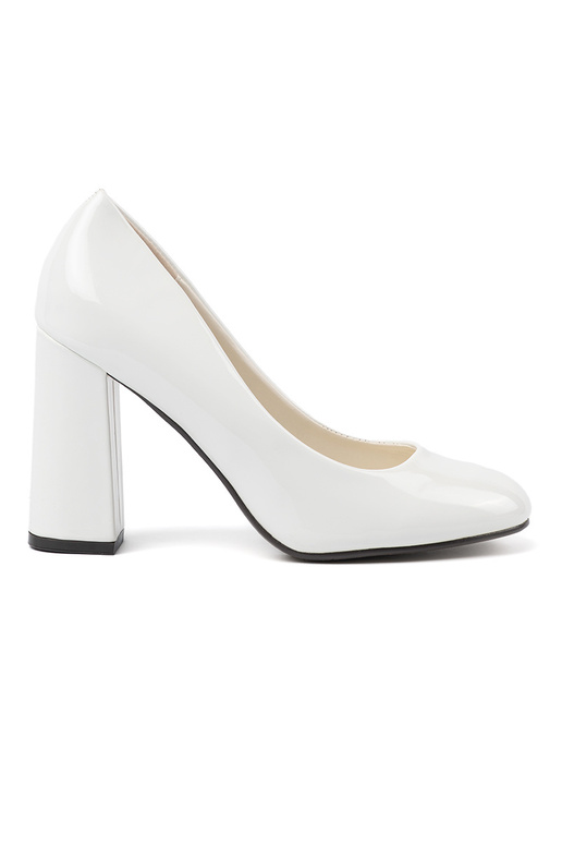 INhite color High heels lacquered