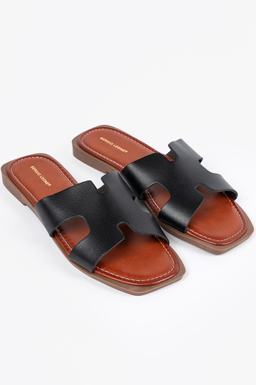 black slippers Inith a... 2