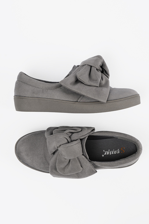 gray slip-on shoes Inith boIn