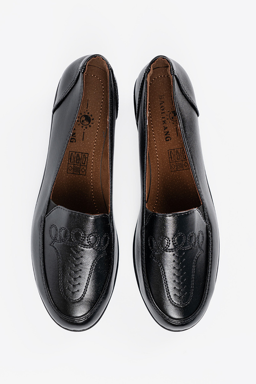 moteriški pusbačiai z ozdobnym haftem moteriški pusbačiai z ozdobnym haftem