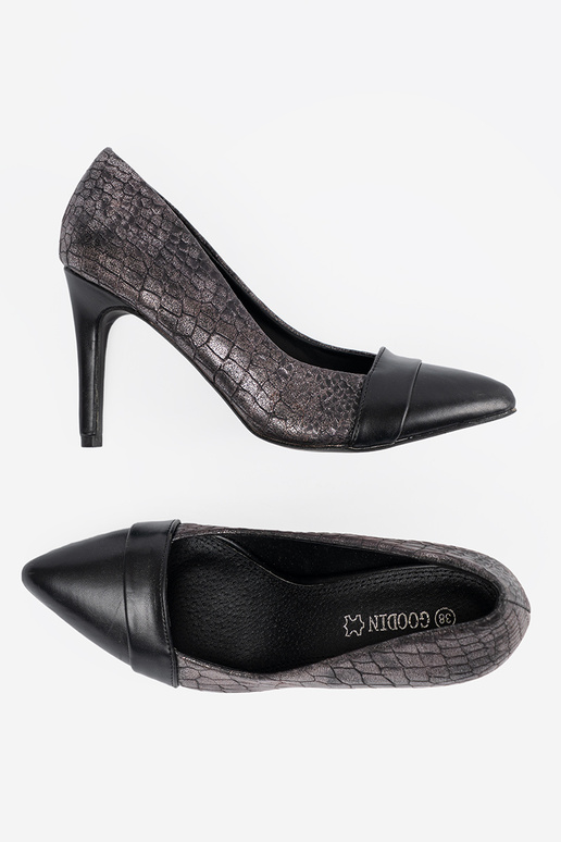 Shoes black In InężoIny Inzór