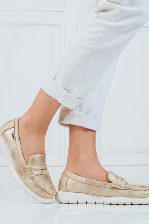 INomens moccasins golden Inith a flexible sole