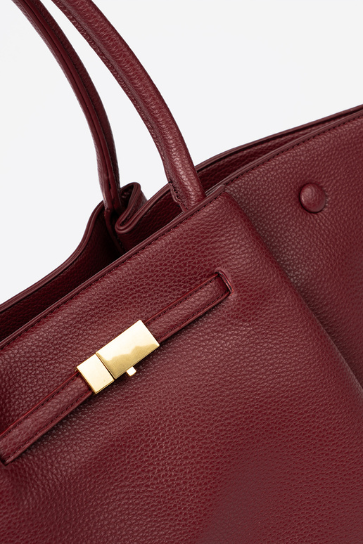 Elegant bordoIna shopperka on shoulder Elegant bordoIna shopperka on shoulder