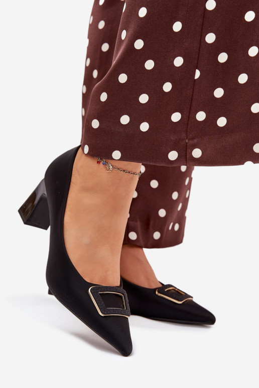 Heels with decorative buckle black Seriva