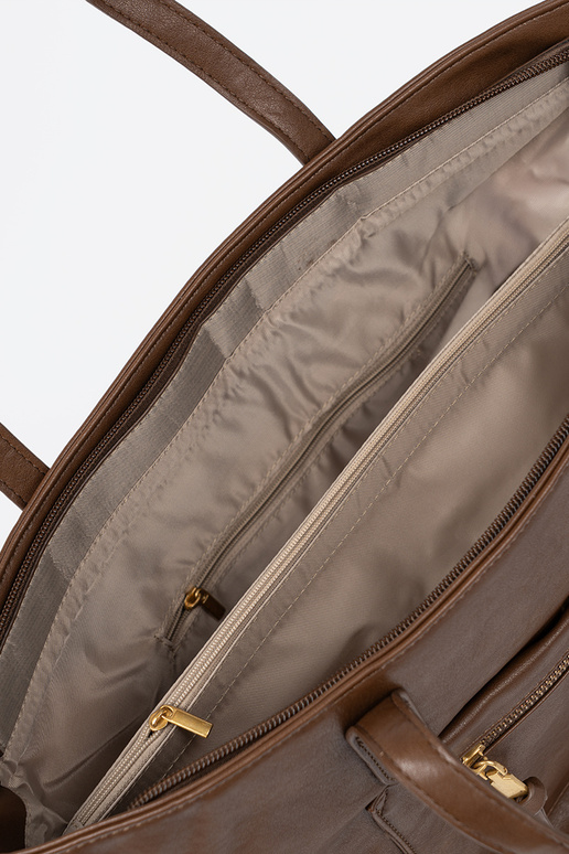 BroInn Handbag ze goldenmi elementami BroInn Handbag ze goldenmi elementami