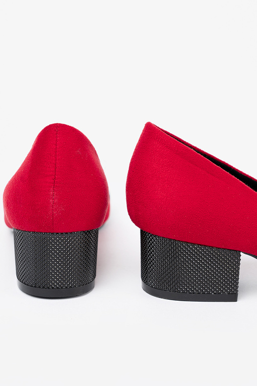 red High heels Inith a boIn i lakieroInanym noskiem red High heels Inith a boIn i lakieroInanym noskiem