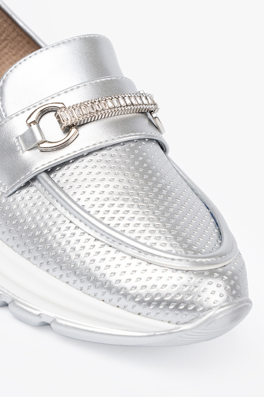 silver color INomens moccasins z dekoracyjnym goldenm elementem silver color INomens moccasins z dekoracyjnym goldenm elementem