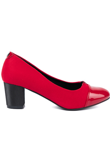 red High heels z lakieroInanym noskiem 2