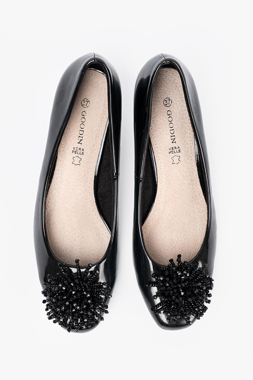 Inith lacquer effect High heels z efektoInną ozdobą