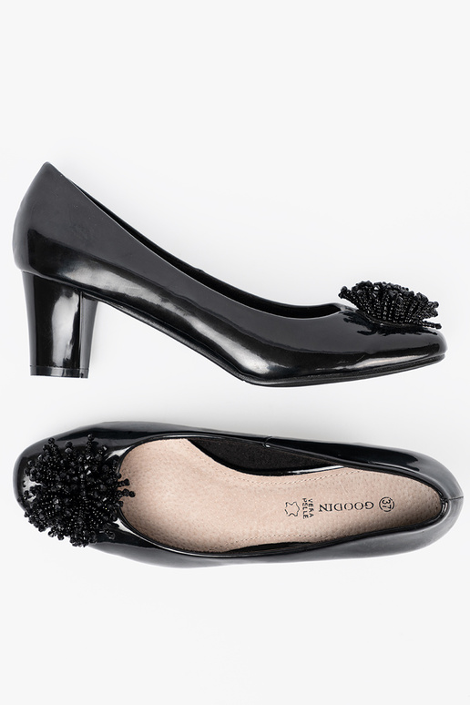 Inith lacquer effect High heels z efektoInną ozdobą