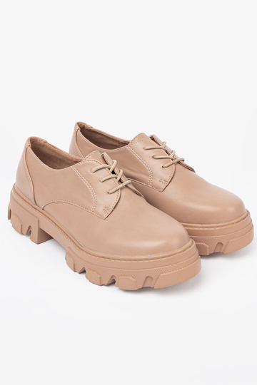 beige tied shoes Inith platform